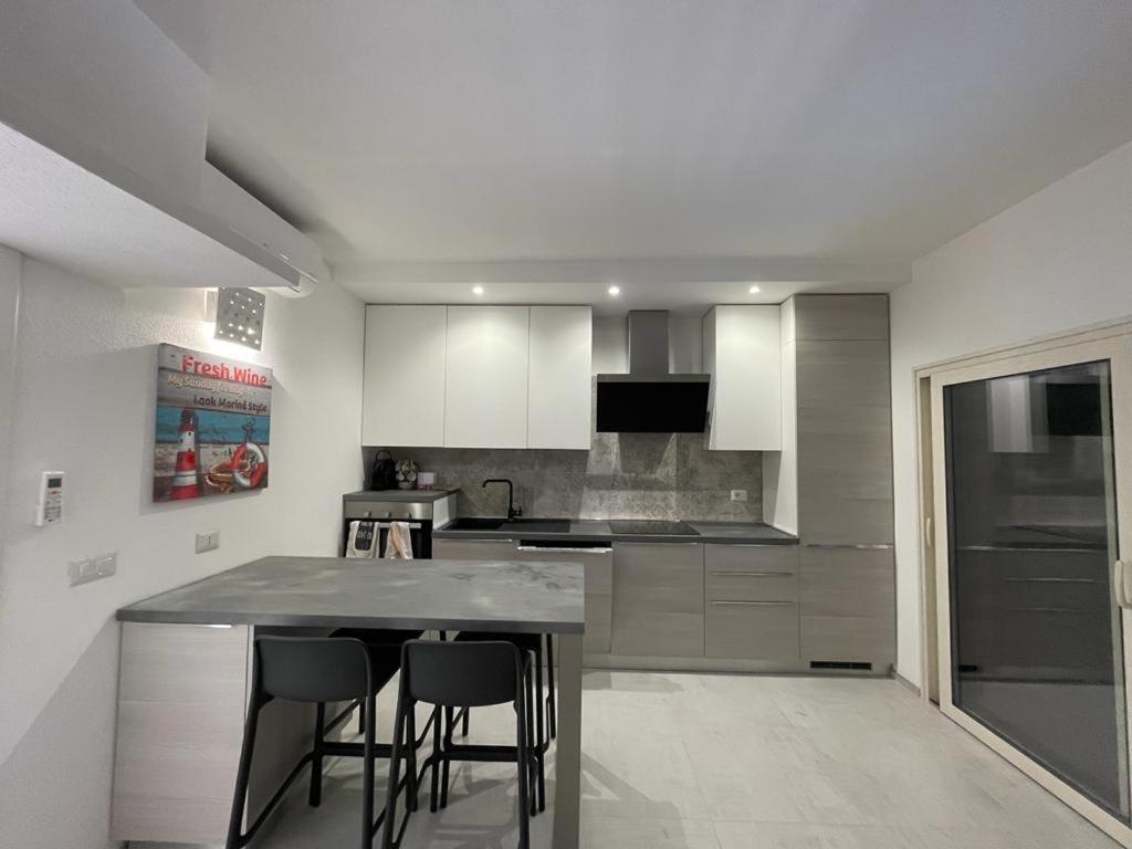 Gegi Apartment *
